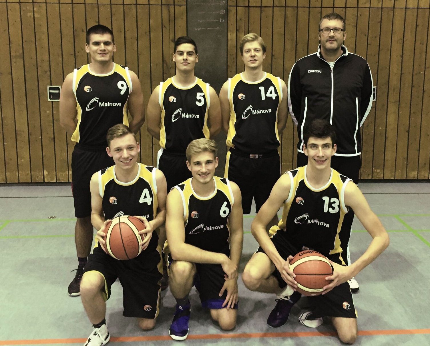 [Teamphoto herren 2]