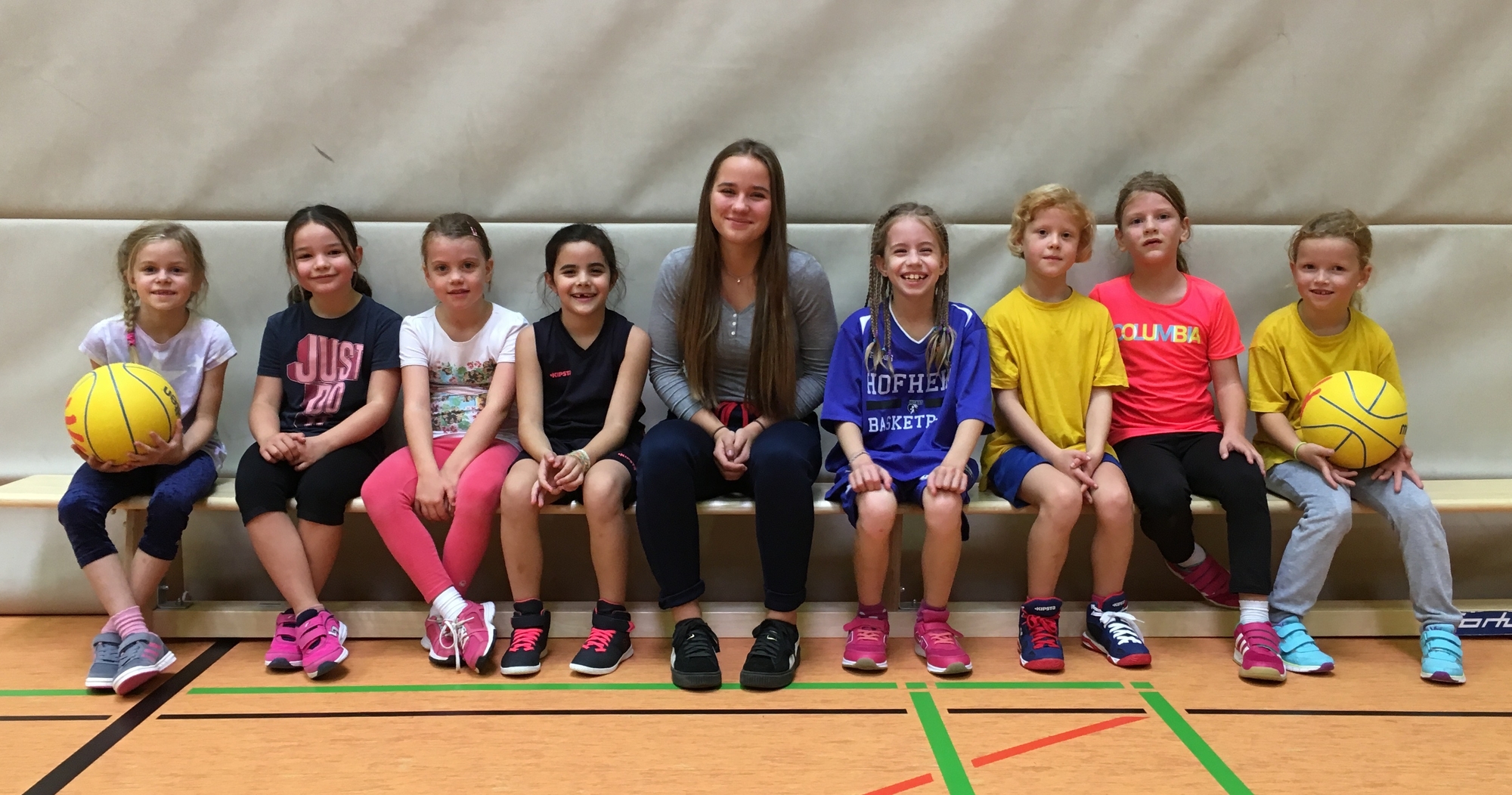 [Teamphoto u8 weiblich]