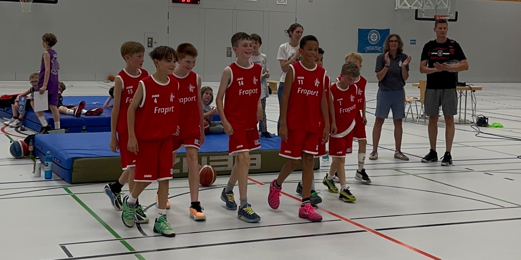 u12